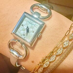 🇮🇹Vintage‼️Gucci Watch Silver Mother of Pearl designer luxury GG bracelet watch